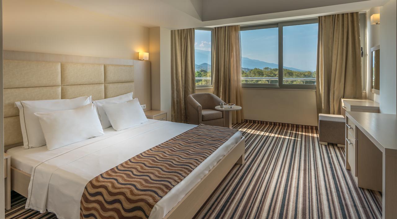 Cronwell Platamon Resort All-Inclusive Extérieur photo